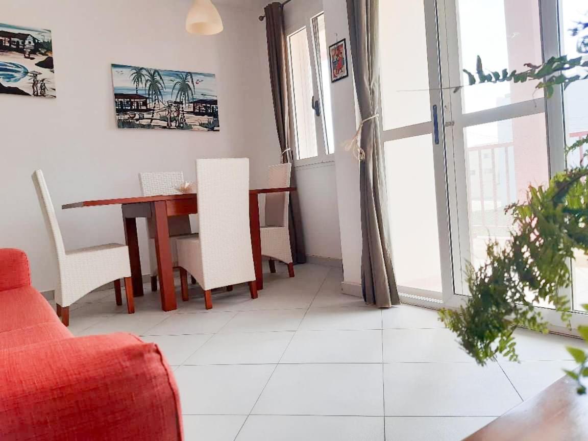 App Raffaele Estoril Beach Free Wifi & Ac A Step Away From The Sea 萨尔雷 外观 照片